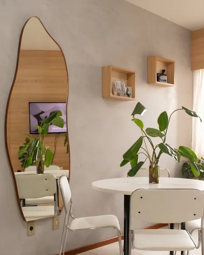 Espelhos em Nova Odessa - composição com iluminação do ambiente