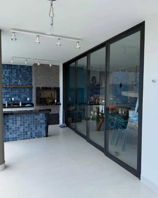 Portas de vidro em Nova Odessa - porta de vidro com integração de ambientes